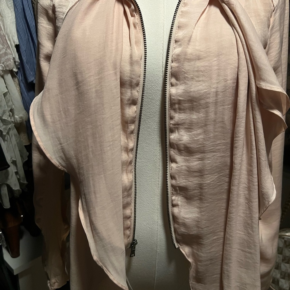 Jennifer Lopez Ruffled Blazer - Picture 3 of 4